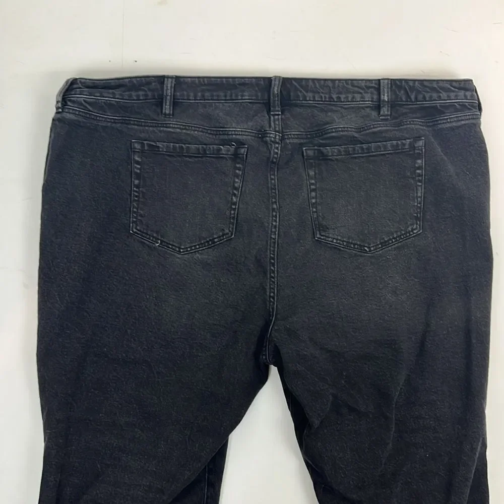 Torrid Crop Boyfriendnd Dark Wash Distressed Classic Denim Women’s Size 26